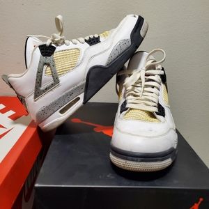 Jordan Retro 4